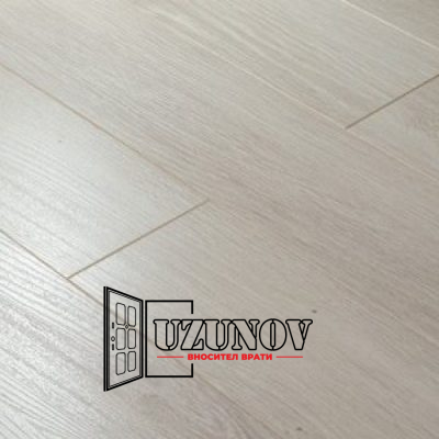 Ламиниран паркет SF33VV58 8мм AC4/32 Floorpan Yukon Oak V4